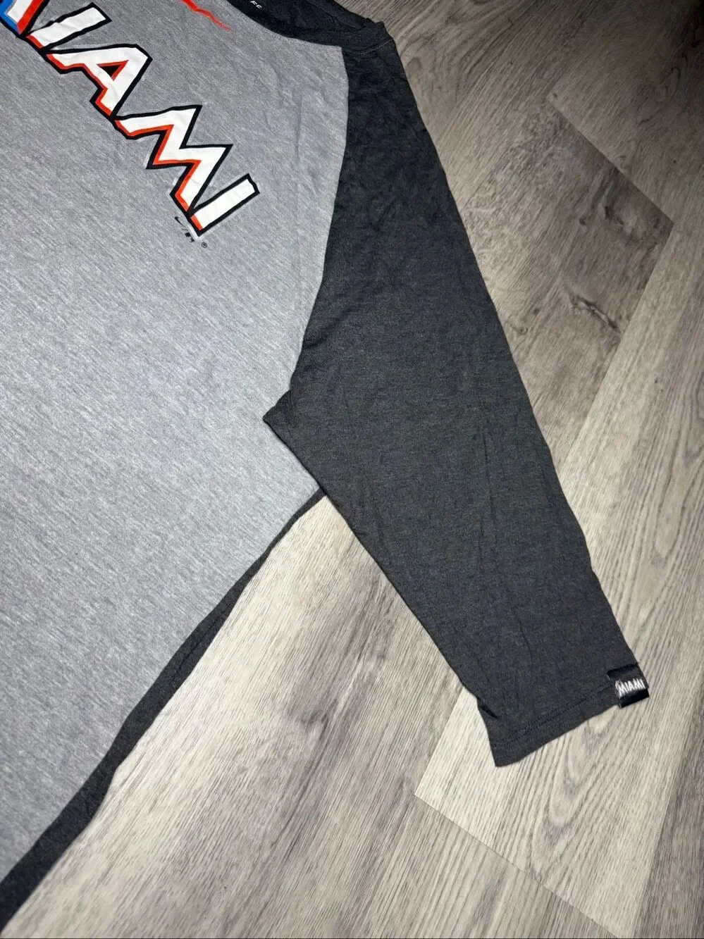 Nike Miami Marlins three-quarter sleeve raglan shirt XXL